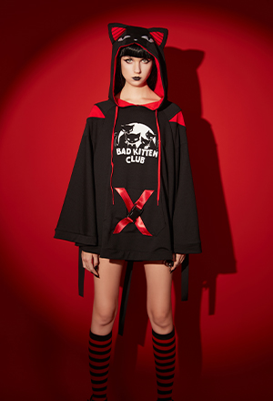 Emily the Strange Black Bad Kitten Club Print Hooded Halloween Cloak Costume